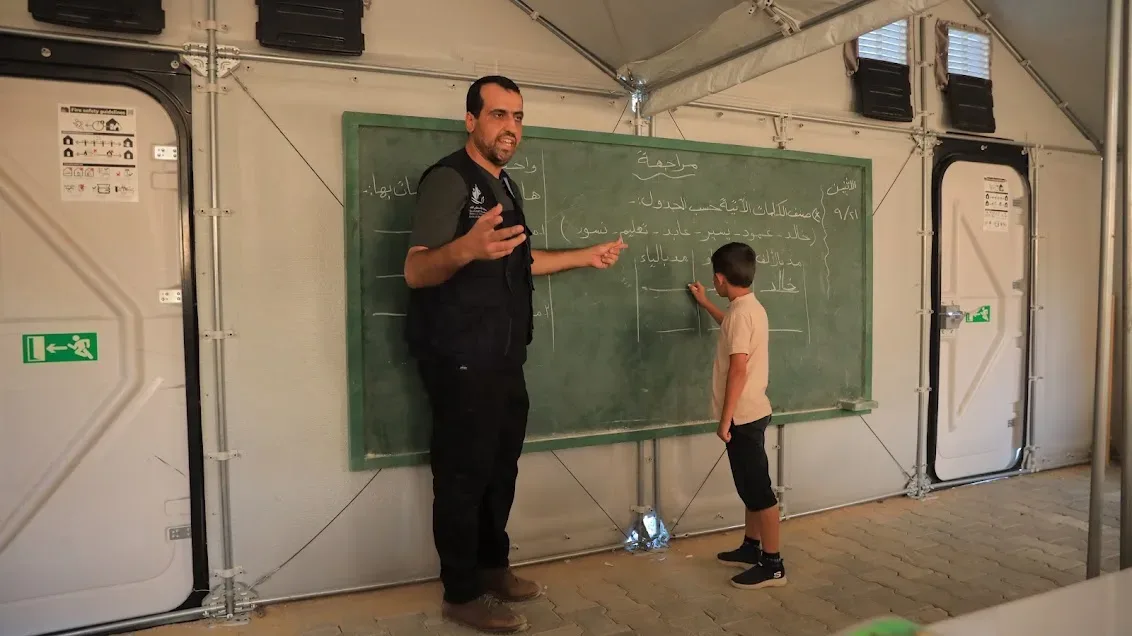 جمعية فلسطين الغد تفتتح مدرسة فلسطين الغد 2 بالشراكة مع تكية أم علي في غزة